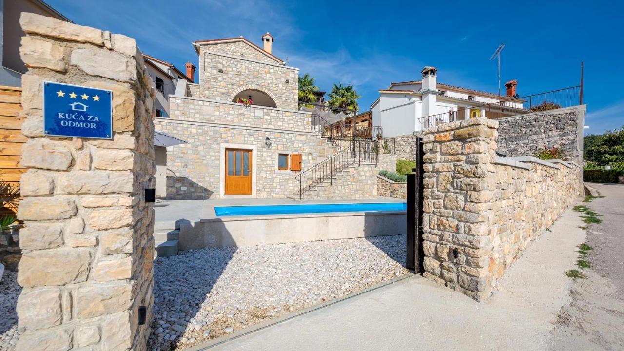 Villa Beram エクステリア 写真